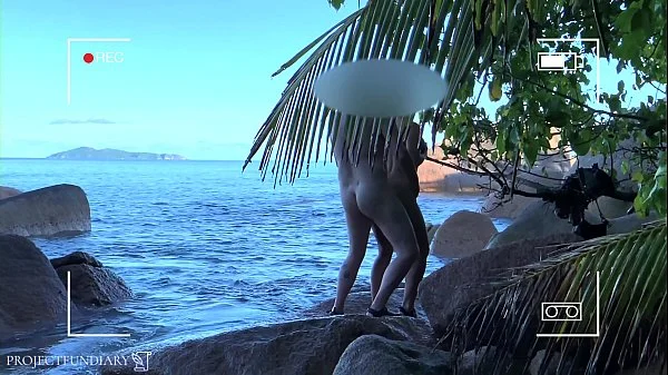 voyeur spy nude couple having sex on public beach - projectfiundiary