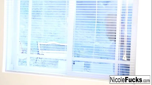 Hot  3-way with gorgeous Alix Lynx & Nicole Aniston