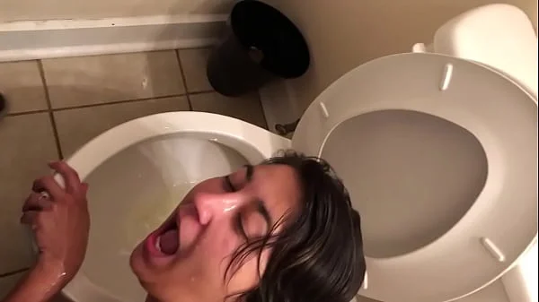 Toilet Whore Bailey Wilder