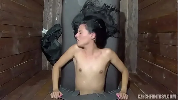 Service in gloryhole