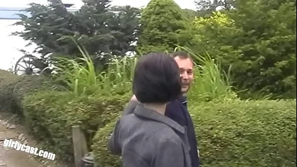 Lisa and her cuckold outdoor threesome