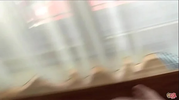 Rellenando de lefa a la checa