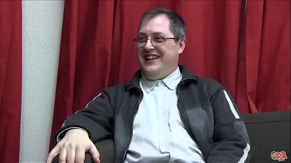 La tetona y su fan más vicioso