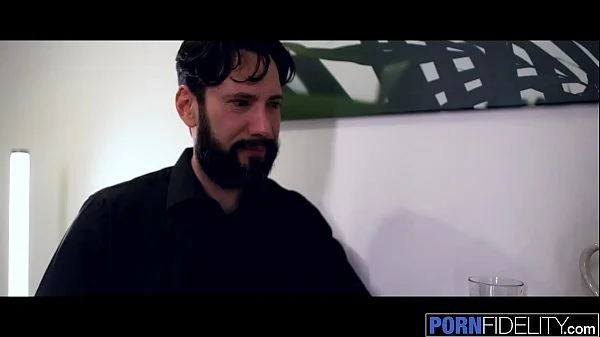 PORNFIDELITY Riley Star Trades Ass For Rent