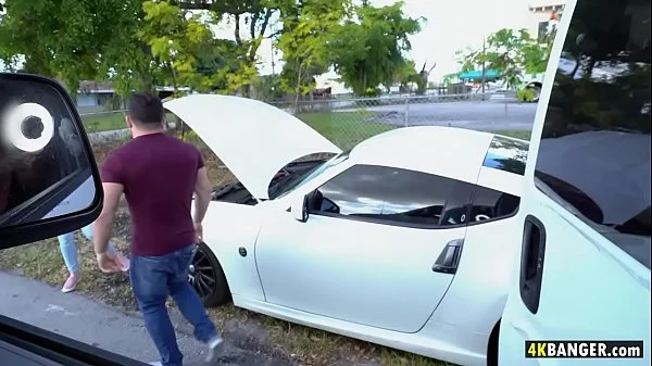 PAWG blonde needs money to fix her car - Asia Rigs