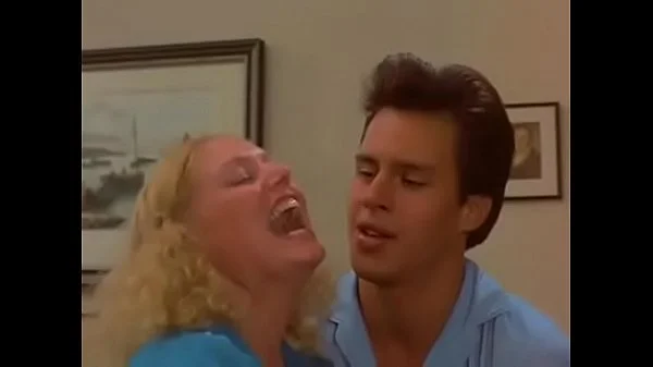 Music teacher gets fingered