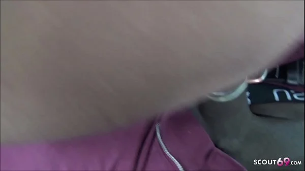 Echte Strassen Nutte im Auto gefickt von Flüchtling Deutsch - German Hooker