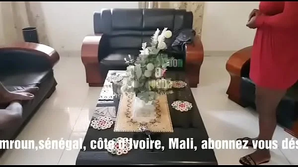 une jeune menagere a. par son patron