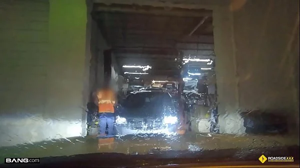 Roadside - Horny Roadside Assistance Fucks Busty Latina