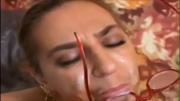 ITALIAN GRANNY ASS-FUCKED