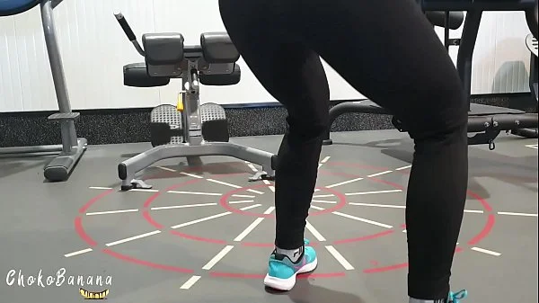 Fitness teen get creampied after workout