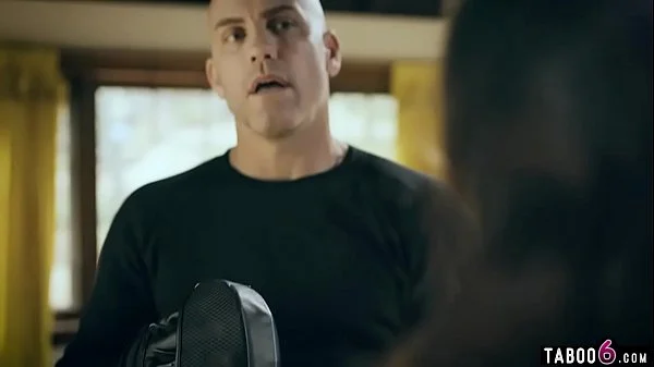 Hollywood starlet punish fucked by her personal trainer