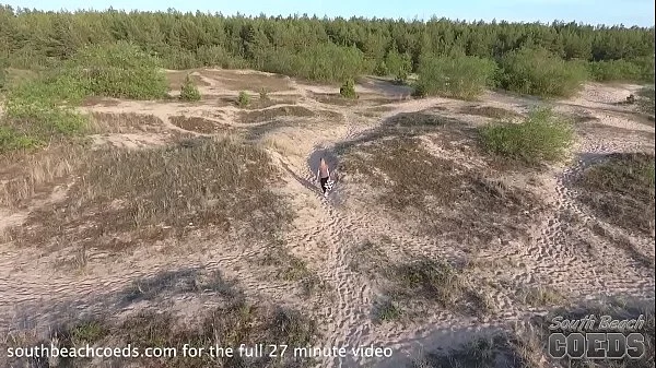 19yo areana fox naked and masturbating on the beach