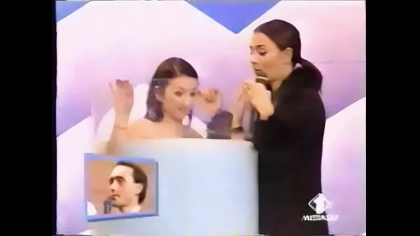 Italian Strip Game Show 1