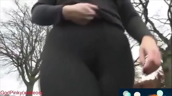 Mature milf walk with big ass leggings in park