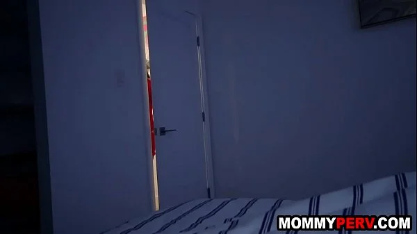 Stepmom comes back fom the bar to suck stepson