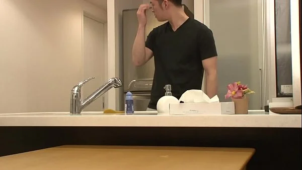 濡れそぼる、母の乳房を、見ていたら。　水沢莉久