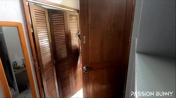 Nude delivery by crazy and sexy girl in holiday at home