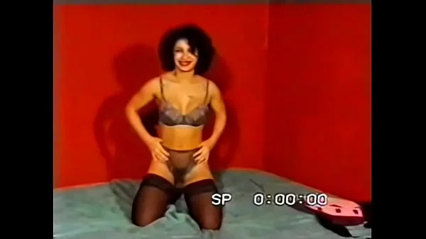 Elena del Monaco Provino Amatoriale