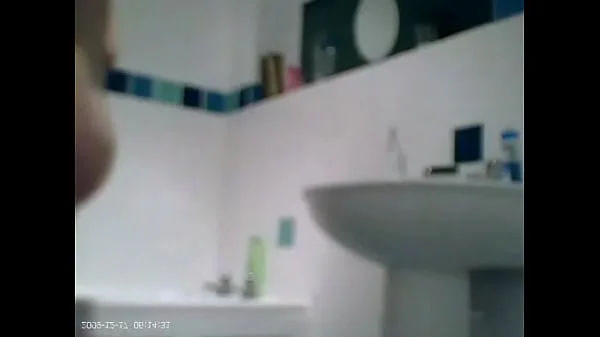Bathroom Spy A Young Hairy Pussy