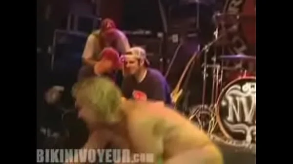 Some Real Wild Spring Break Pussy With Real Tits And Thick Ass