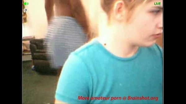 Amateur girl gives interracial blowjob on cam