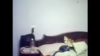 she come stand typing