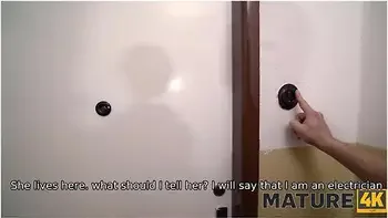 Buddy Fervently Does It With The Good-looking Mature Brunette