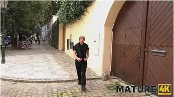 Kimi Moon In Pranking And Pounding