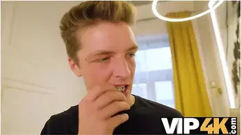 Daisy Deseo - Fuck You For Smoking