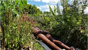 Black Beauty Sun Bathing In Public & Showering Outdoors In Paradise - No Face Girl