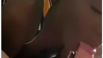 Knees Up Getting Sucked By Ebony Milf