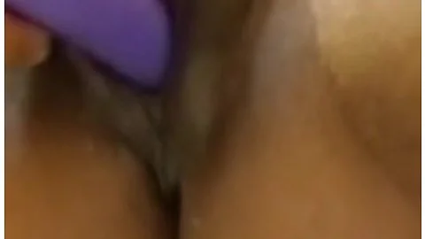 Huge Clit Pulsating Trynna Squirt For The First Time