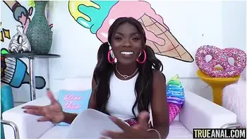 Ana Foxxxs Ass Is Back For More