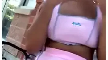 Ratchet Ebony Thot Quick Masturbation In Public