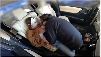 I Seduced A Married Woman Who Was Shopping With Her Husband And Brought Her Into The Car And Had Cre