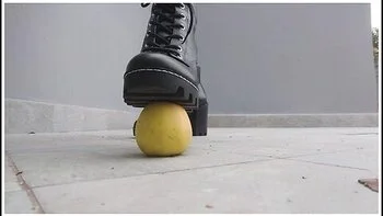 Lady Nymphelin Breaks Things All For You