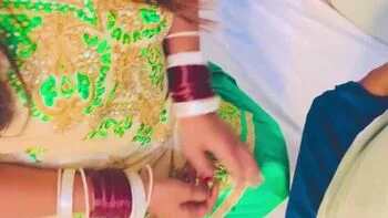 Step Sister Home Alone - Hindi Dirty Talk Blowjob & Tight Pussy Sex - Desi Homemade