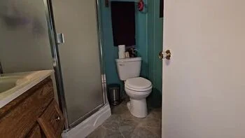 Nerdy Faery Peeing in Tight Jeans - Canadian Babe Solo Pissing Fetish HD