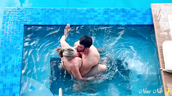 Milf Nina Nite Hot Tub Blowjob & Underwater Sex Creampie