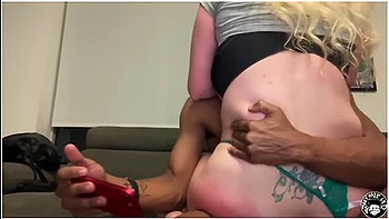 Busty Canadian Pawg Sits On Lil D Pt 3