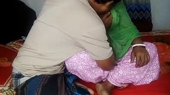 Horny Mature Bangladeshi Step Mom Gives Step Son Boner With Dirty Look - Hardcore Fucking