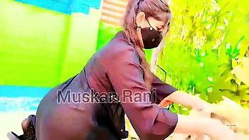 Desi Indian Girl Muskan Rani Homemade Anal Sex Leak Video