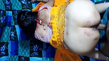 Indian New Married 21 Year Women Tight Pusssy Xxx In Bedroom