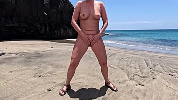 Emma Voyeur Desperate Peeing Beach Compilation - Amateur MILF Outdoor Pissing