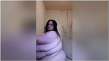 Ssbbw Sexy Fat Girl Strip Jiggle Belly
