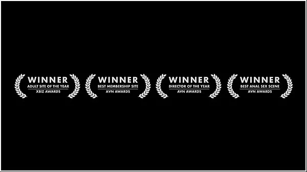 TUSHY Anal-obsessed Spencer can't resist seducing her boss