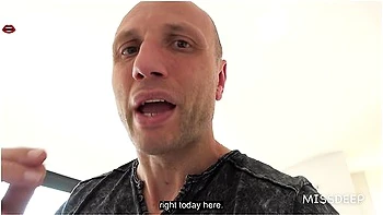 Italian 147 Cm Midget Gets My Dick: Mary Jane With Capitano Eric And Maryjane Nm