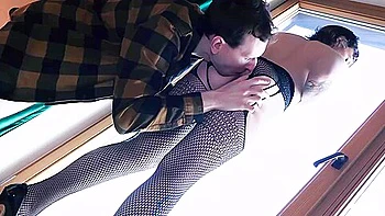 Notable Mates Pozycja 69 Smut