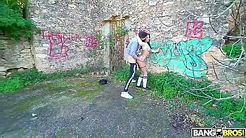 Clea Gaultier - Deep Outdoors Anal